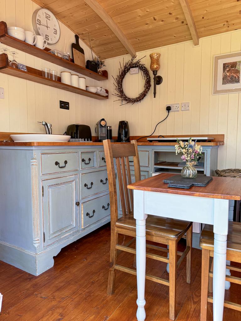 Shepherd&#39;s hut