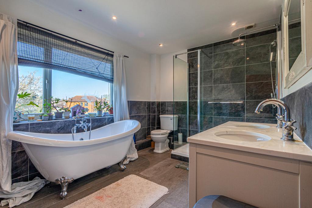 En suite