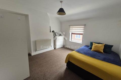 undefined, *AVAILABLE NOW* Carlton Road, Worksop