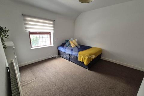 undefined, *AVAILABLE NOW* Carlton Road, Worksop