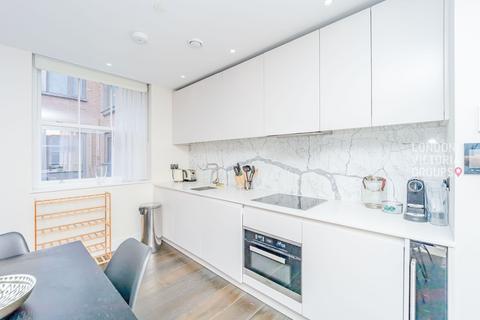 2 bedroom apartment for sale, Pinks Mews, Dyers Building, London EC1N
