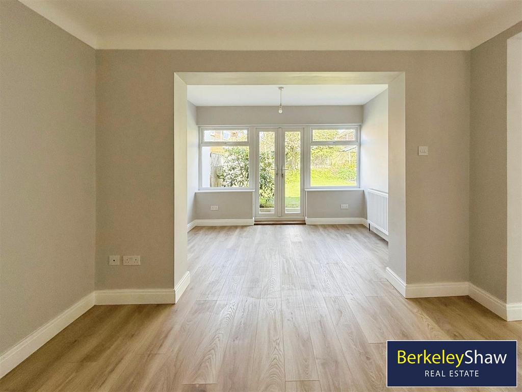 Living/Dining Room