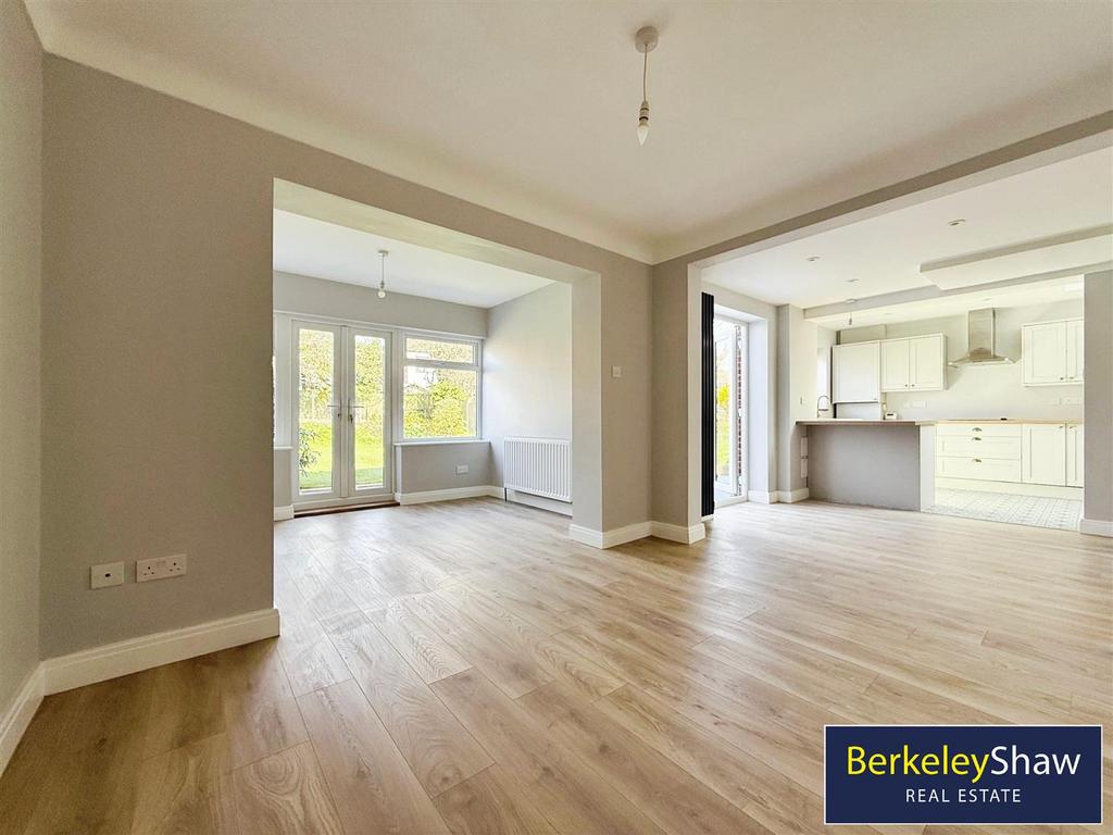 Living/Dining Room