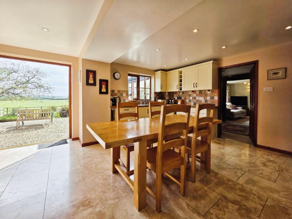 Kitchen - Dining Room (2).jpg