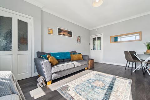 178 Randolph Drive, Clarkston, Glasgow, G76 8AU