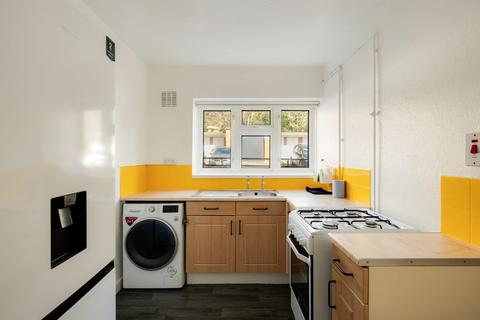 1 bedroom flat for sale, Clifton Vale Close, Cliftonwood
