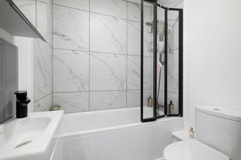 Studio for sale, Mayfield Road, London