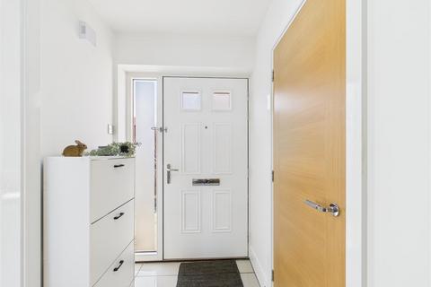 26 Canyon Meadow, Creswell, Worksop, S80 4UQ