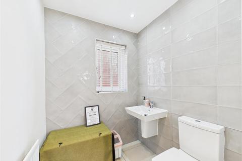 26 Canyon Meadow, Creswell, Worksop, S80 4UQ