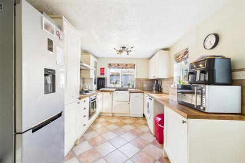 3 bedroom terraced house for sale, Bondend Road, Upton St Leonards, Gloucestershire, GL4