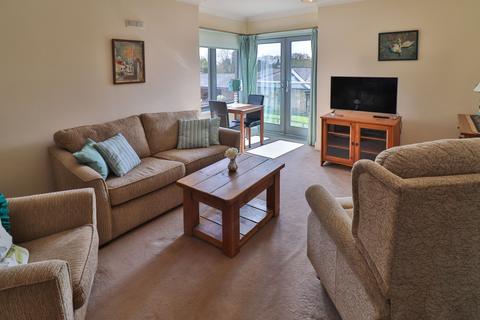2 bedroom apartment for sale, Dove Close, Capel St. Mary, IP9