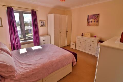 2 bedroom apartment for sale, Dove Close, Capel St. Mary, IP9