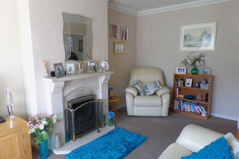 2 bedroom bungalow for sale, Cardiff CF23