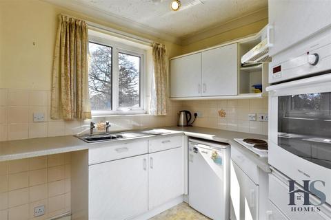 2 bedroom retirement property for sale, Wake Green Road, Birmingham