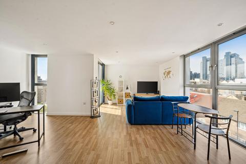 2 bedroom apartment for sale, Queen Of The Isle Apartments, East Ferry Road, London, E14