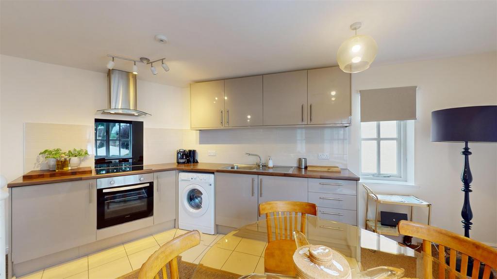 Flat-1-Mallory-Lane-06122024 213017.jpg