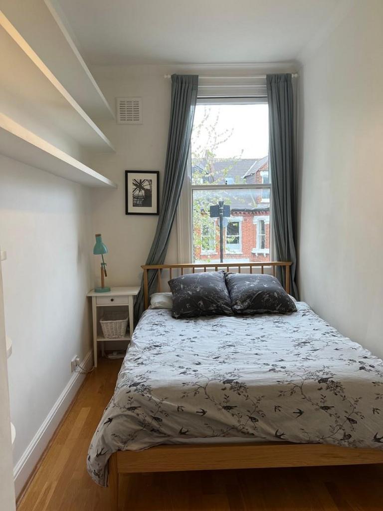 Bedroom 2.jpg
