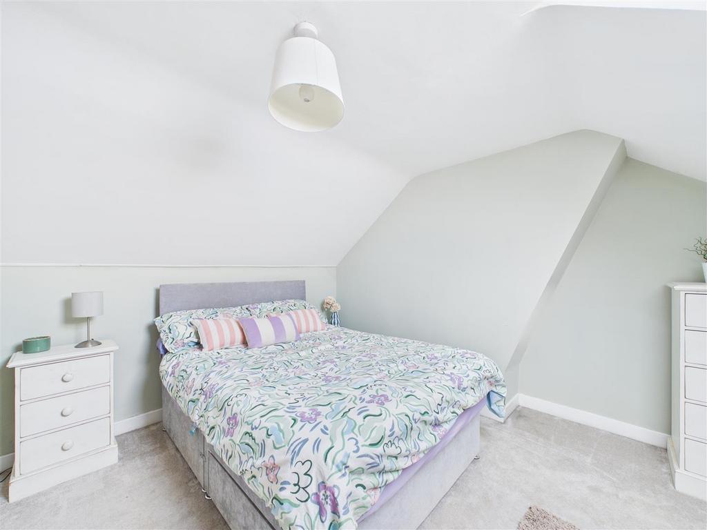 Bedroom 3/ attic room