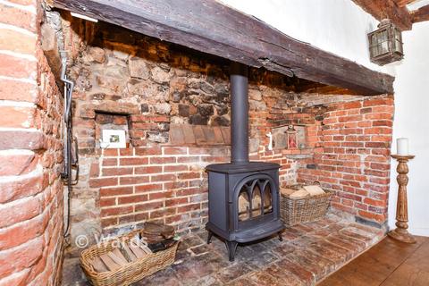 undefined, Laddingford, Maidstone ME18