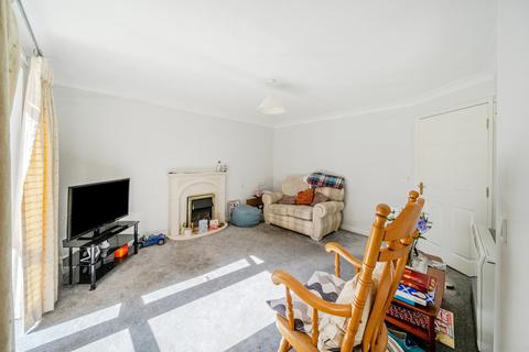 1 bedroom flat for sale, Ella Court, Kirk Ella, Hull, HU10