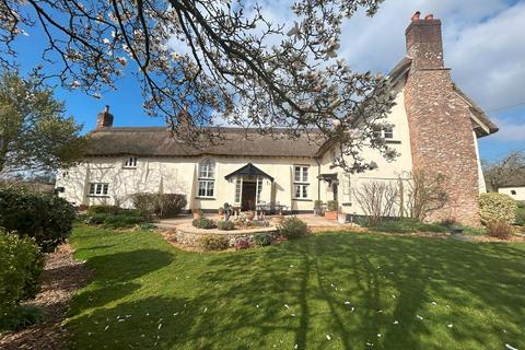 5 bedroom detached house to rent, Blackborough