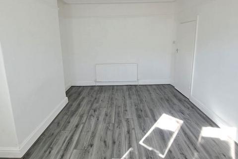 3 bedroom terraced house to rent, Podium Road,  Old Swan, L13