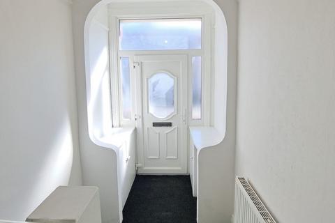 3 bedroom terraced house to rent, Podium Road,  Old Swan, L13