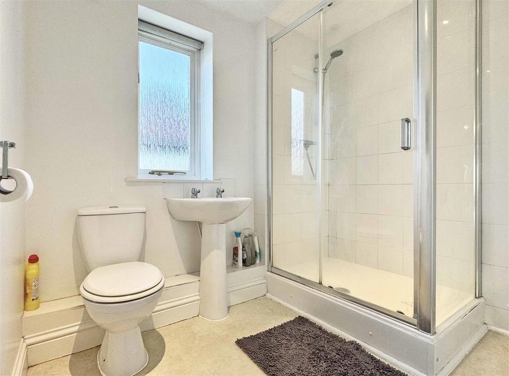 Shower Room.jpg