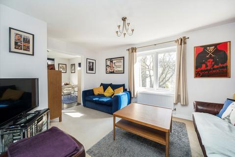 16 Blue Anchor Yard, London, E1 8LR