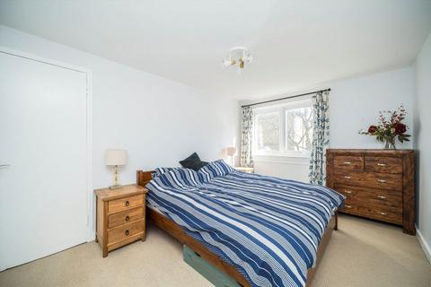 16 Blue Anchor Yard, London, E1 8LR