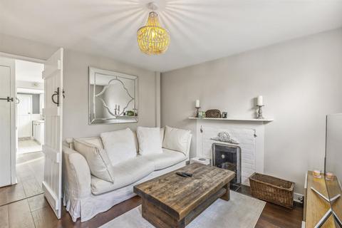 17 Oliver Road, Ascot, SL5 9DN