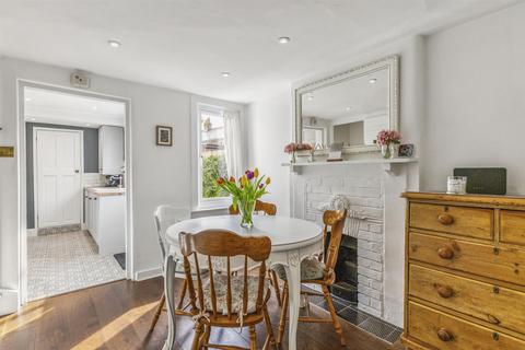 17 Oliver Road, Ascot, SL5 9DN