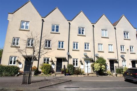 4 bedroom townhouse for sale, St. Helena Avenue, Newton Leys, Milton Keynes