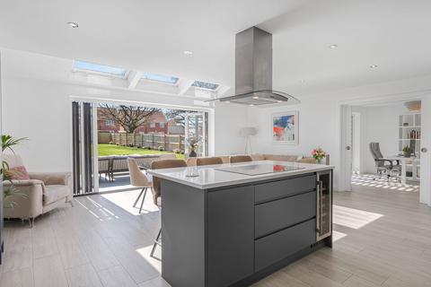 5 bedroom detached house for sale, Oak Tree Drive, Tidbury Green B90