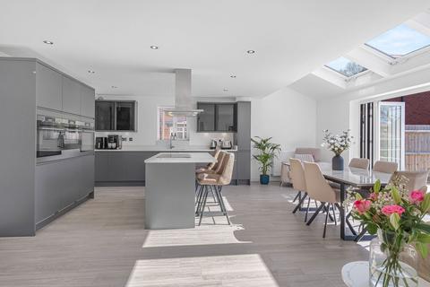 5 bedroom detached house for sale, Oak Tree Drive, Tidbury Green B90