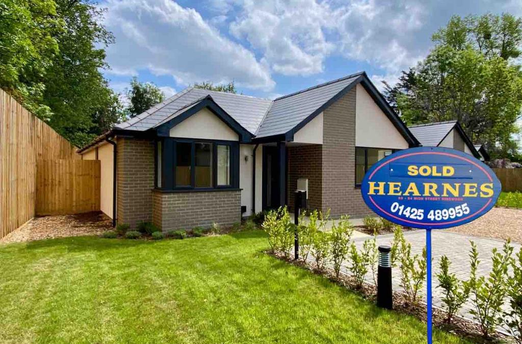 3 bedroom Bungalow for sale
