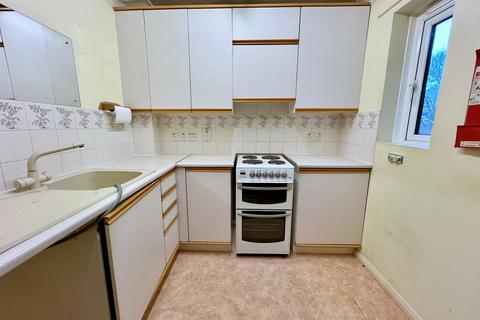 1 bedroom retirement property for sale, Androse Gardens, Bickerly, Ringwood, BH24