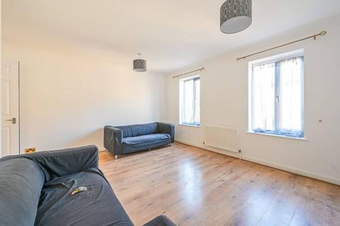 4 bedroom house to rent, Routh Street, Beckton, London, E6