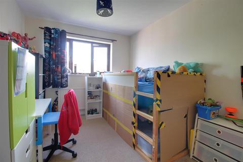 1a Lysons Avenue, Gloucester, GL1 5QE