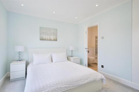 2 Well Way, Epsom, KT18 7LW