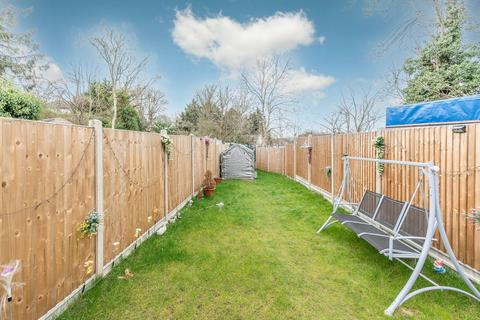 1 Hillside, London, NW9 0NE
