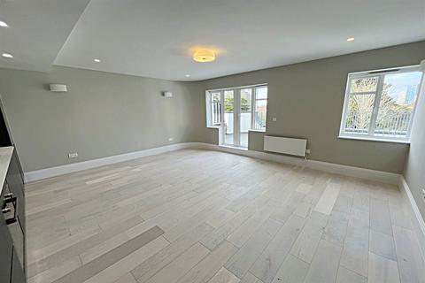 2 bedroom flat to rent, Bournemouth