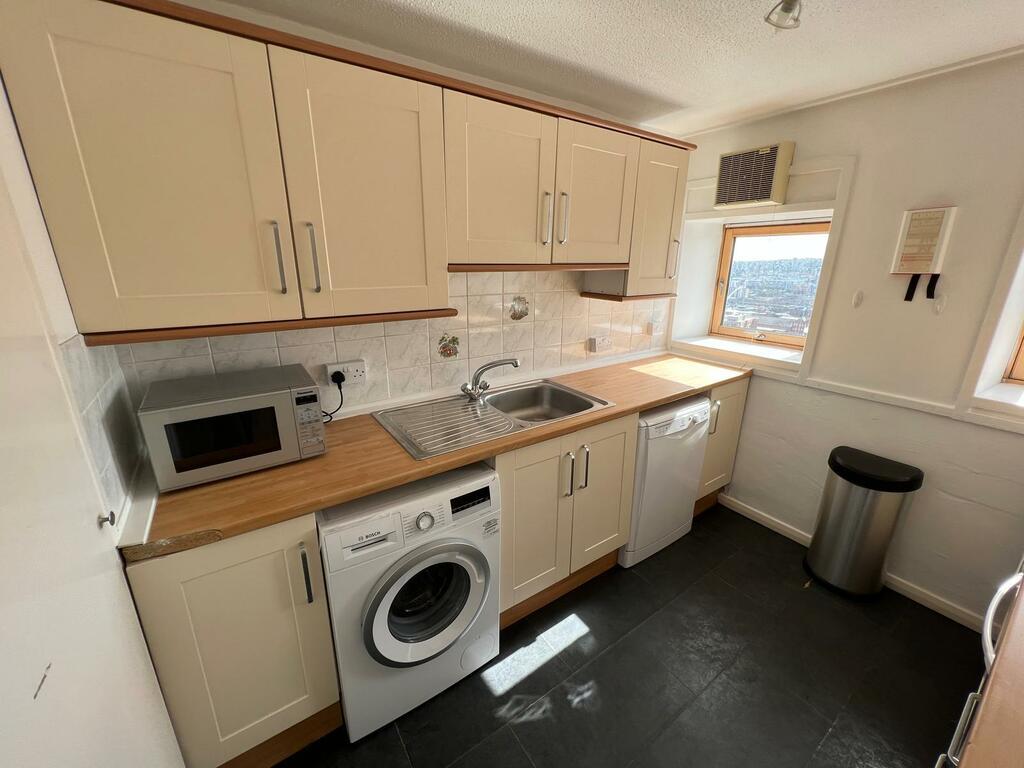Bewick Court, Princess Square, Newcastle upon Tyne NE1 - View 4