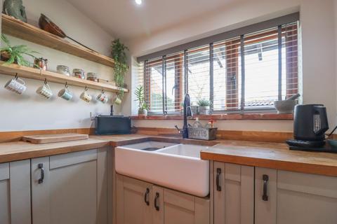 3 bedroom semi-detached house for sale, Dereham Road, Colkirk
