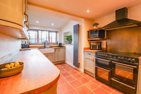 3 bedroom semi-detached house for sale, Dereham Road, Colkirk