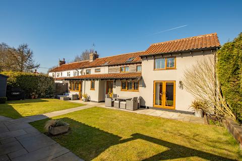 3 bedroom semi-detached house for sale, Dereham Road, Colkirk