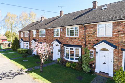 3 bedroom terraced house for sale, The Danes, Park Street, St Albans, AL2