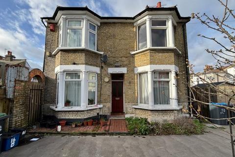 16a Alpha Road, Croydon, CR0 6TH