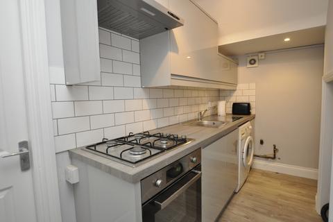 1 bedroom house of multiple occupation to rent, Upper Bridge Road, Chelmsford