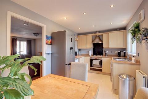 17 Halecroft Park, Kingswood, Hull, HU7 3GQ